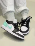 Nike Air Jordan 1 Low "Green Glow"