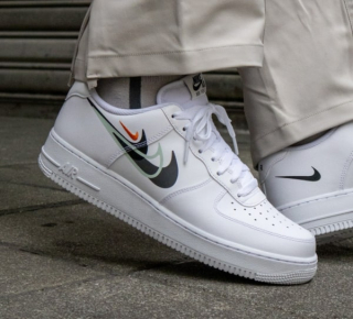 Nike Air Force 1