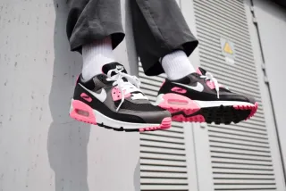 Nike Air Max 90 "Black Rose Pink"